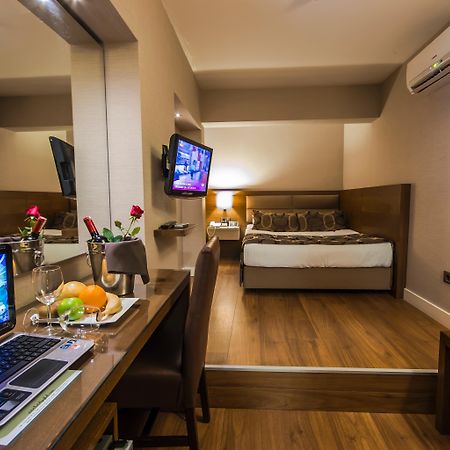The New Hotel Zeybek Izmir Bagian luar foto