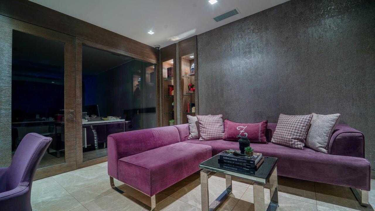 The New Hotel Zeybek Izmir Bagian luar foto