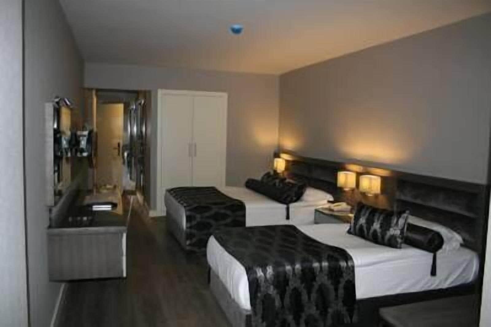 The New Hotel Zeybek Izmir Bagian luar foto