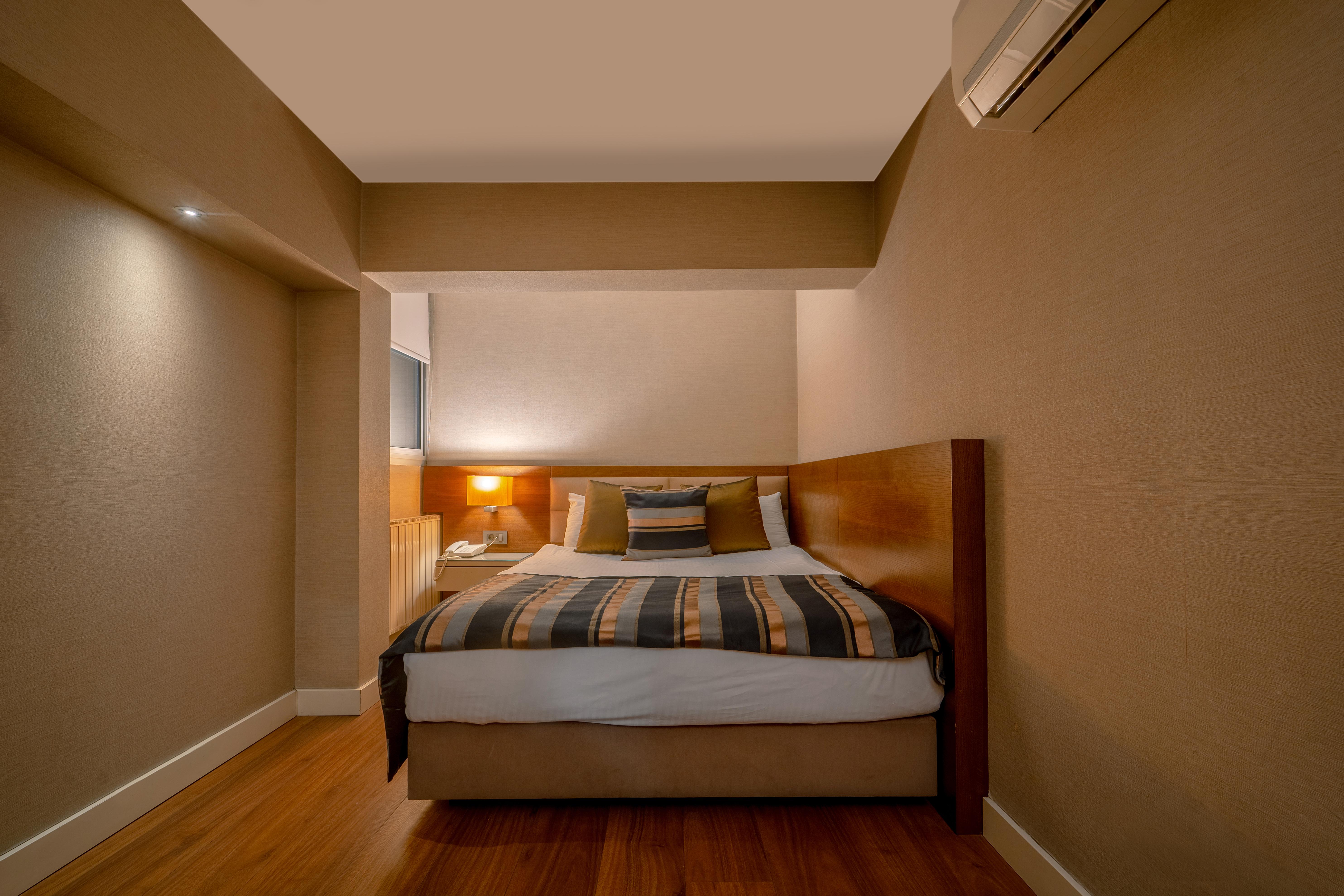 The New Hotel Zeybek Izmir Bagian luar foto
